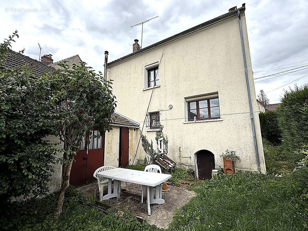 Maison à SAACY-SUR-MARNE