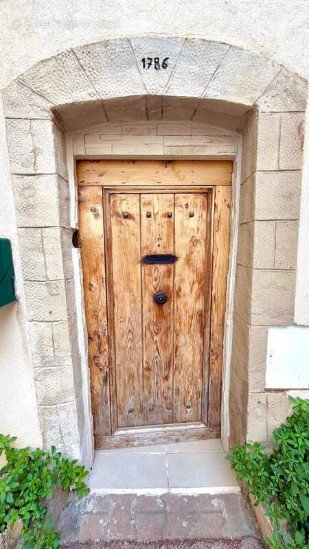 Maison à CUERS