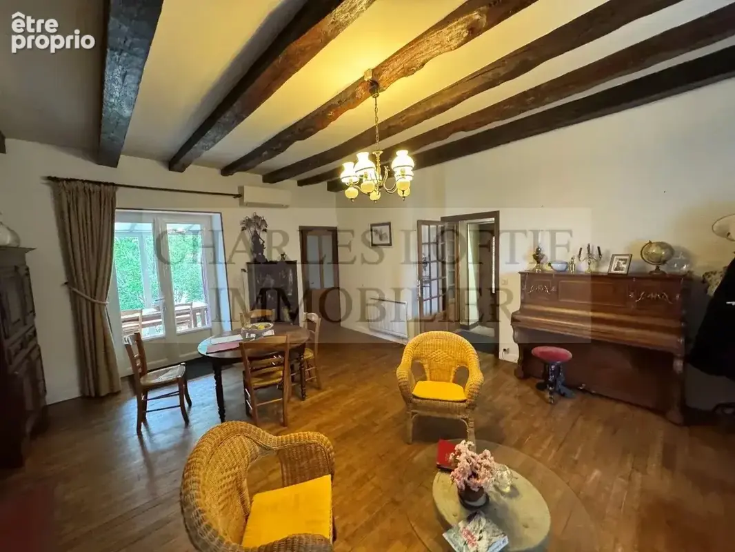 Charmant ensemble immobilier en pierre avec jardin au cœur d'un village en Bouriane - photo 5