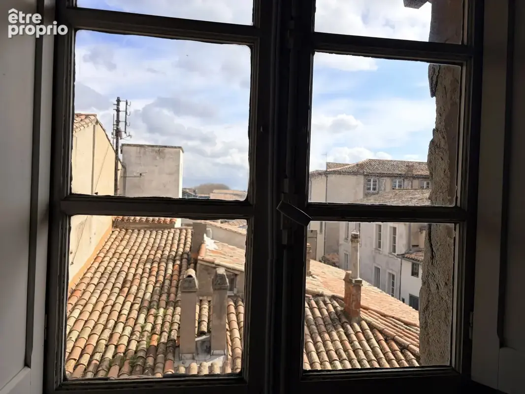 Emplacement privilégié – Appartement calme au dernier étage, au cœur du centre historique - photo 14