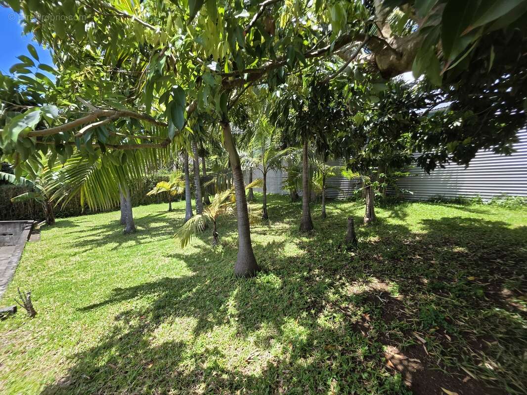 Maison à SAINT-DENIS