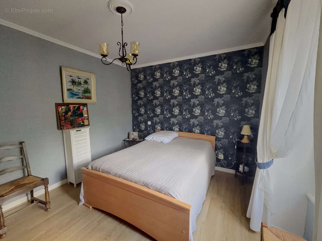 Maison à GUENIN