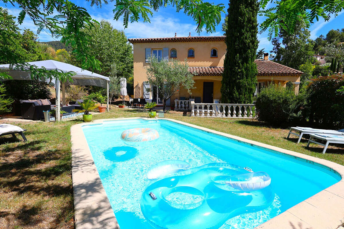 Villa Le Tignet 130 m² avec piscine et sous sol - photo 6