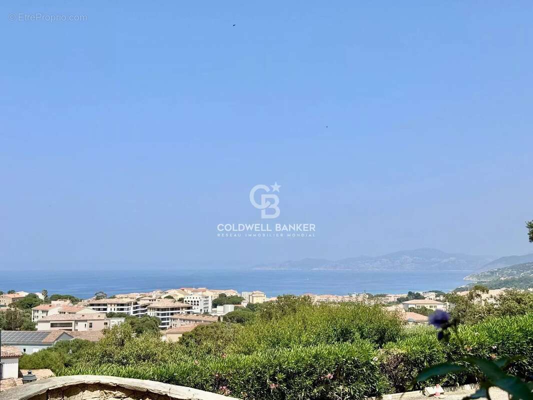 Appartement à L&#039;ILE-ROUSSE