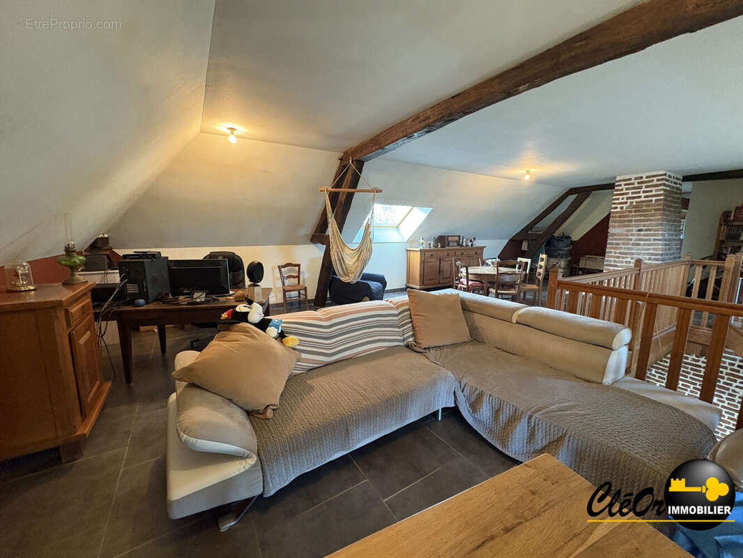 Maison à SAINT-MARTIN-EN-BRESSE