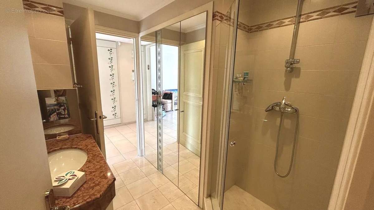 SOUS COMPROMIS - Appartement 3 pièces 80 m² – Résidence prisée avec parc paysager, piscine et terrasse - photo 19