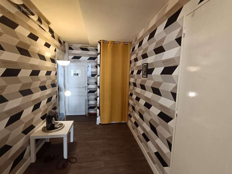 Maison à MONDEVILLE