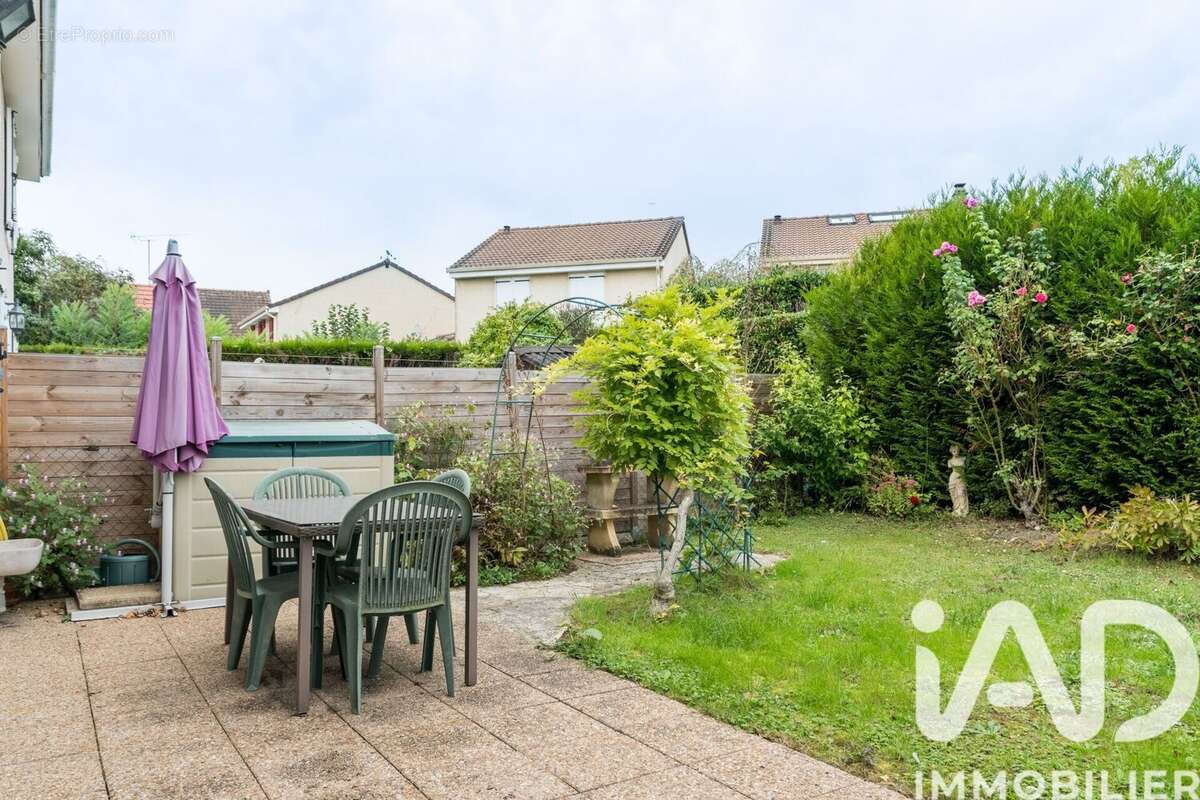 Photo 8 - Maison à OLLAINVILLE