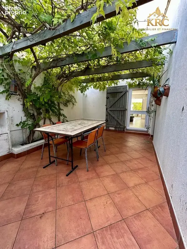Maison 4 pièces 76 m² à vendre à Le Grau-Du-Roi (30240) - photo 2