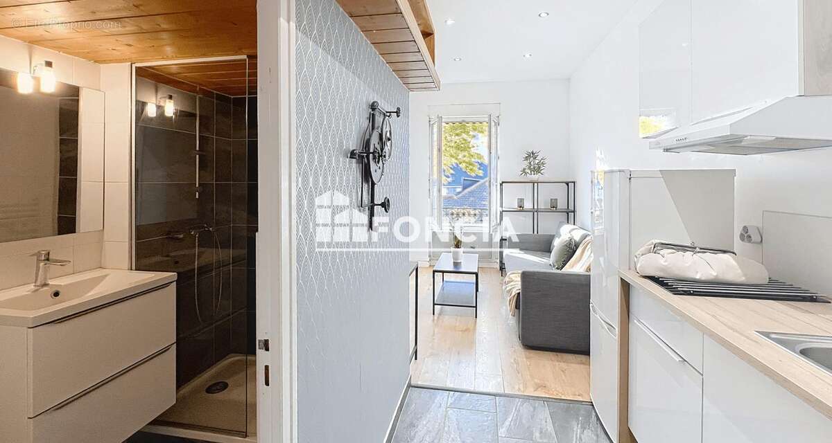 Appartement à LYON-8E