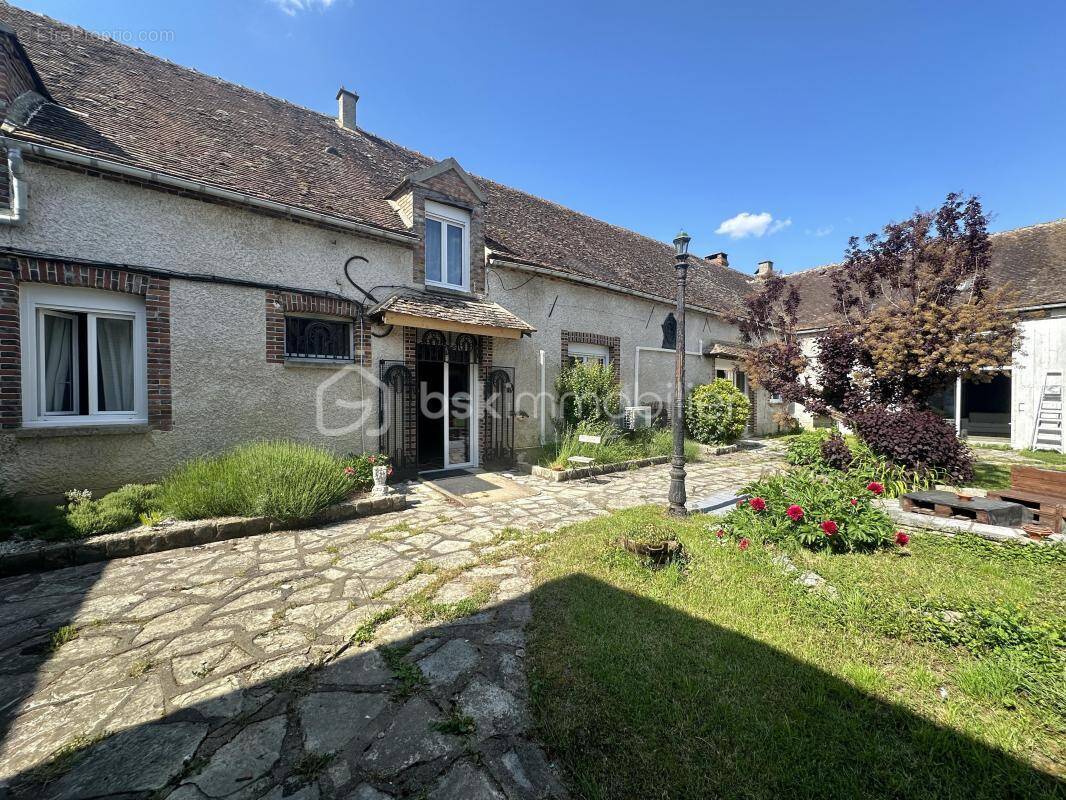 Maison à SENS