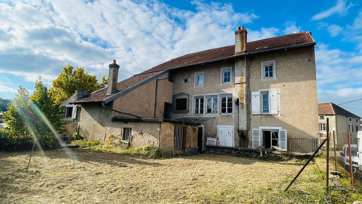 Maison à VACQUEVILLE