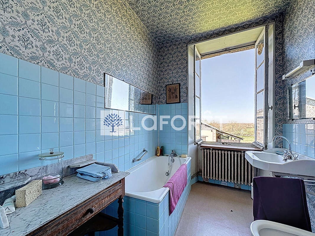Maison de caractère avec dépendances - photo 17