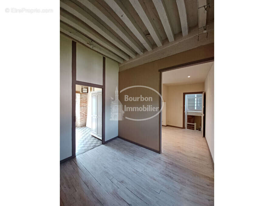 Maison 154 m² à Gilly-Sur-Loire  - photo 9