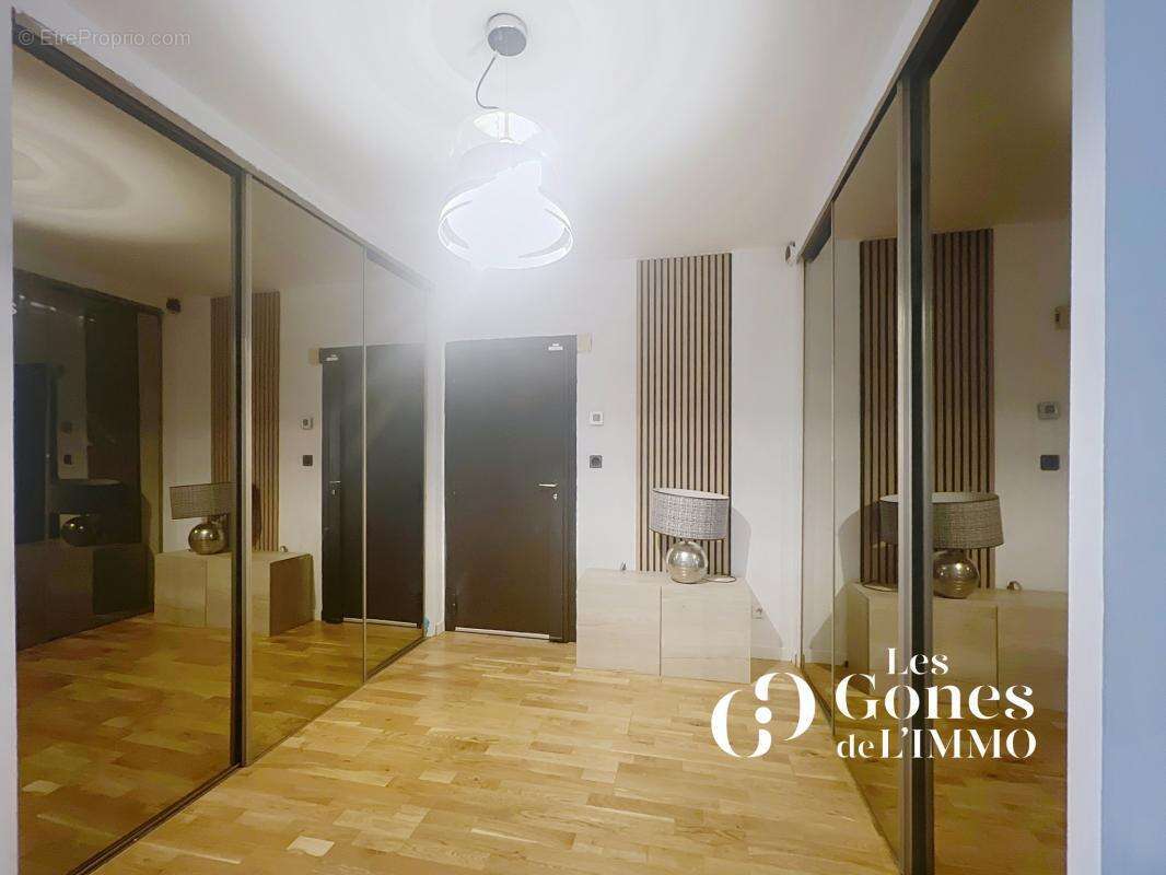 Appartement à TASSIN-LA-DEMI-LUNE