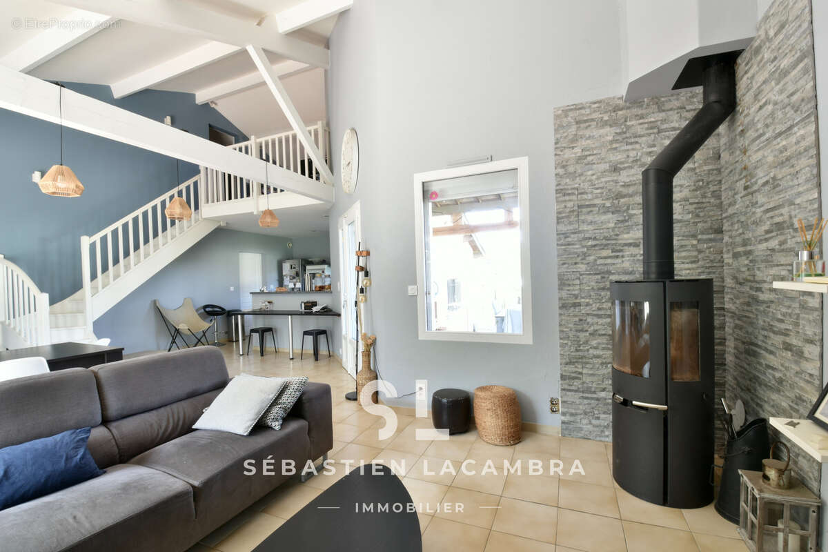 Maison à LESCURE-D&#039;ALBIGEOIS