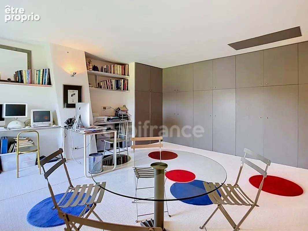 Drôme provençale, à suze-la-rousse – mas provençal rénové • 5 chambres, 4sdb/sde, 5 wc • piscine • 2 gîtes • verger - photo 13