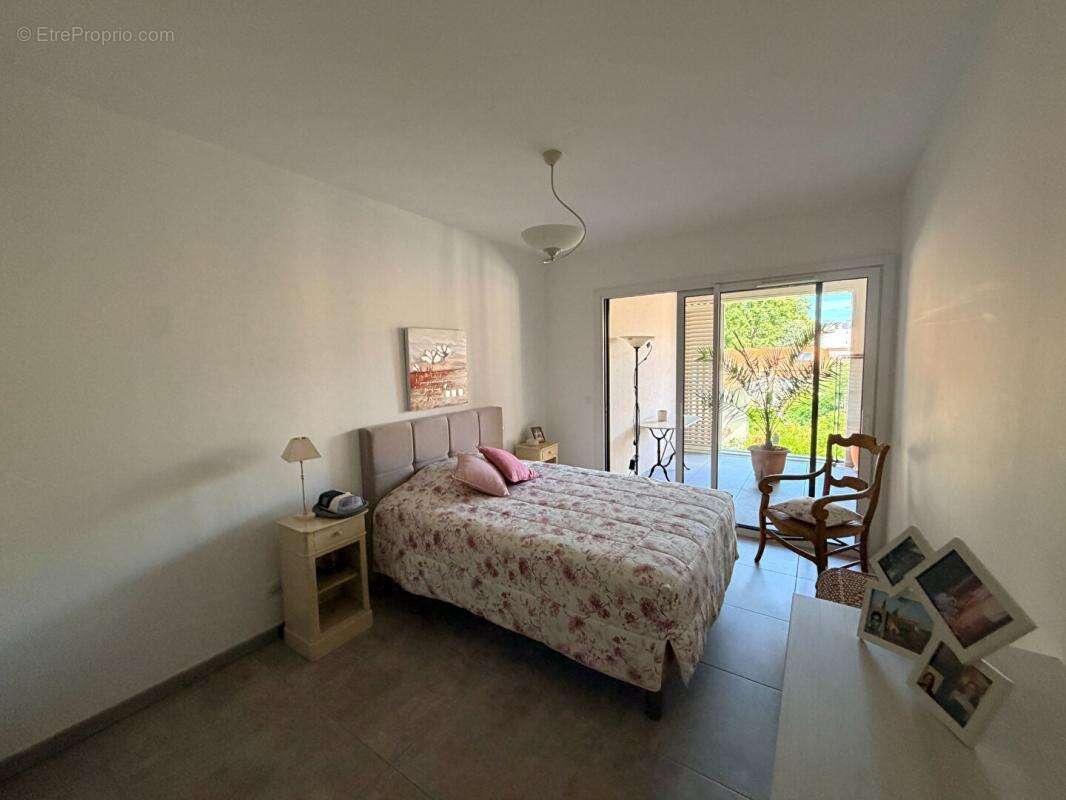 Appartement  5 pièce(s) 98.71 m2       DEUX  GRANDE TERRASSE  + GARAGE - photo 13