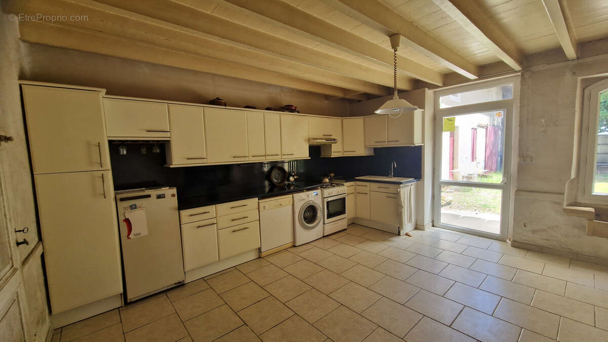 Maison à SAINT-MACAIRE