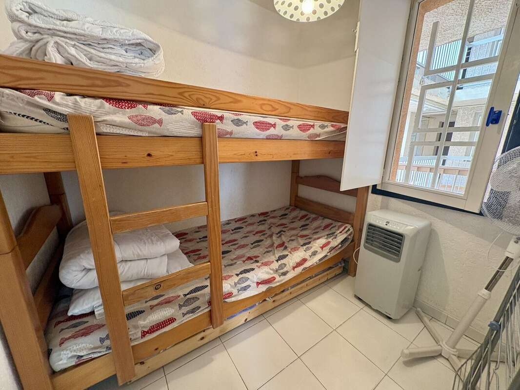CAP D'AGDE - RICHELIEU - T2 + cabine + ascenseur + cellier +  Piscine - photo 8