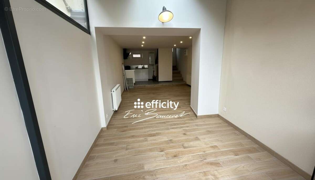 Maison 71 m² à Niort  - photo 3