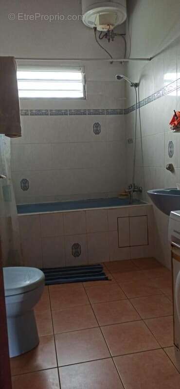 Maison à PETIT-BOURG