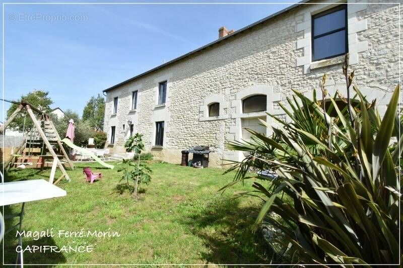Maison à NOYANT-DE-TOURAINE
