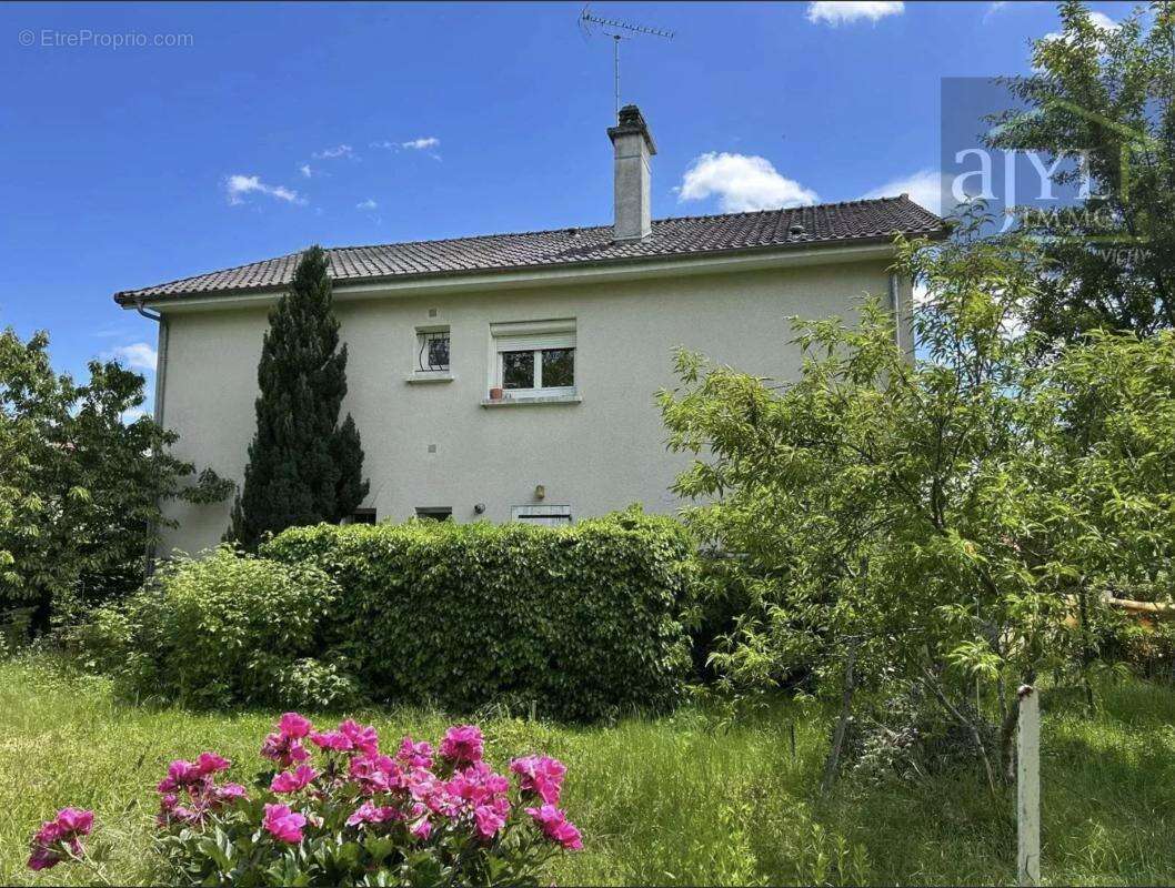 Maison à HAUTERIVE