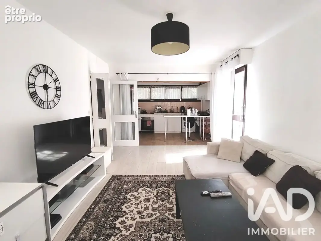 Photo 1 - Appartement à LES ULIS