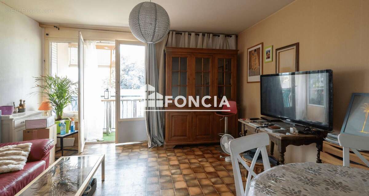 Appartement à TOURNON-SUR-RHONE