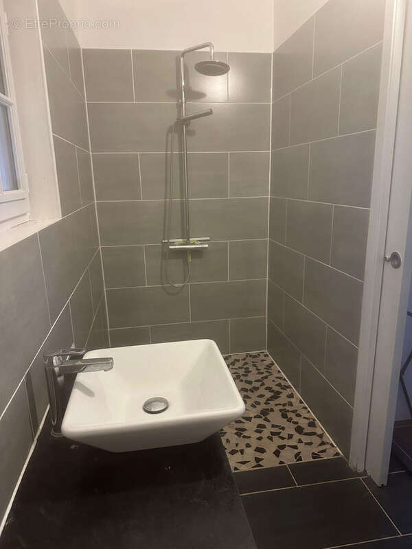 Maison de plain-pied  avec piscine chauffée et espace indépendant - photo 7