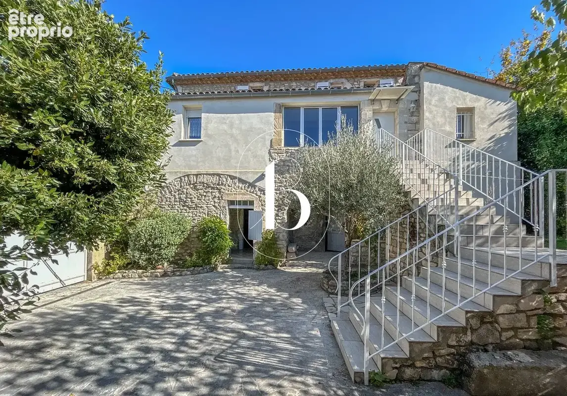 Maison 4 pièces 143 m² à vendre à Barjac (30430) - photo 2