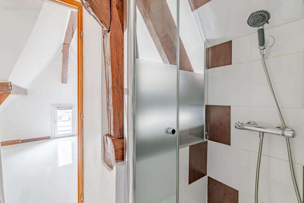 Appartement à MAFFLIERS