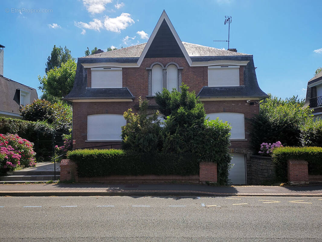 Maison à MARCQ-EN-BAROEUL