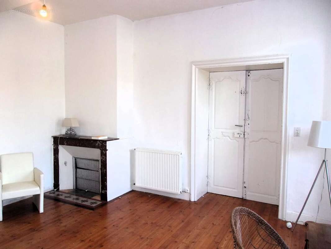 Maison à LEVIGNAC-DE-GUYENNE