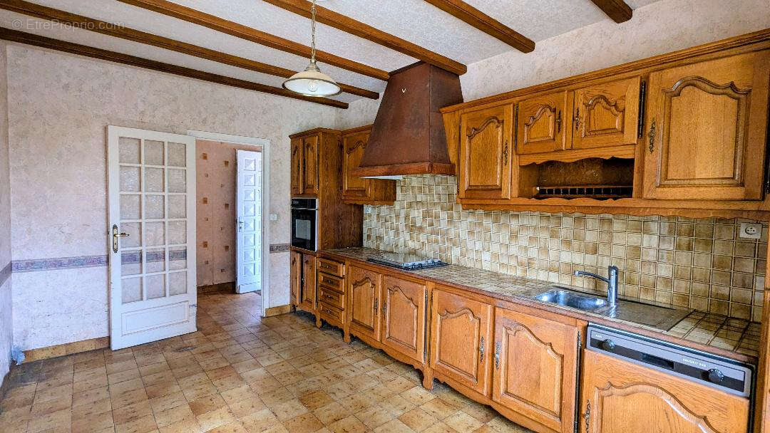 Maison à PLOUNEOUR-MENEZ