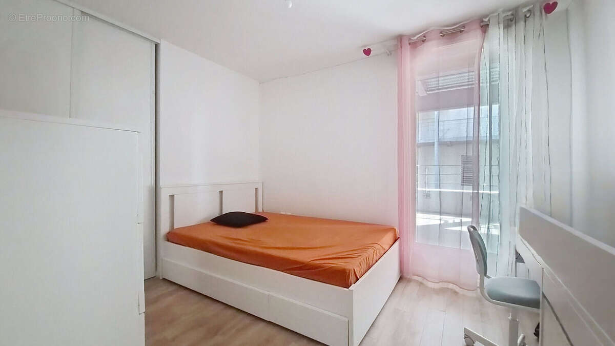 EXCLUSIVITÉ - Duplex 84m² jardin + terrasse + parking - Limeil-Brévannes - photo 7