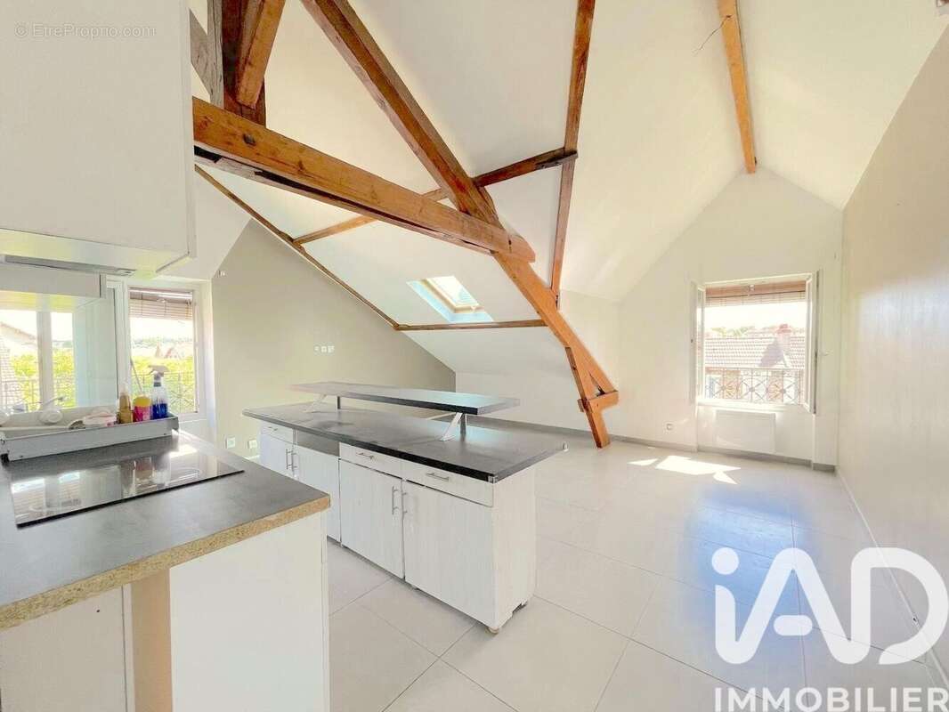 Photo 8 - Appartement à VIGNEUX-SUR-SEINE