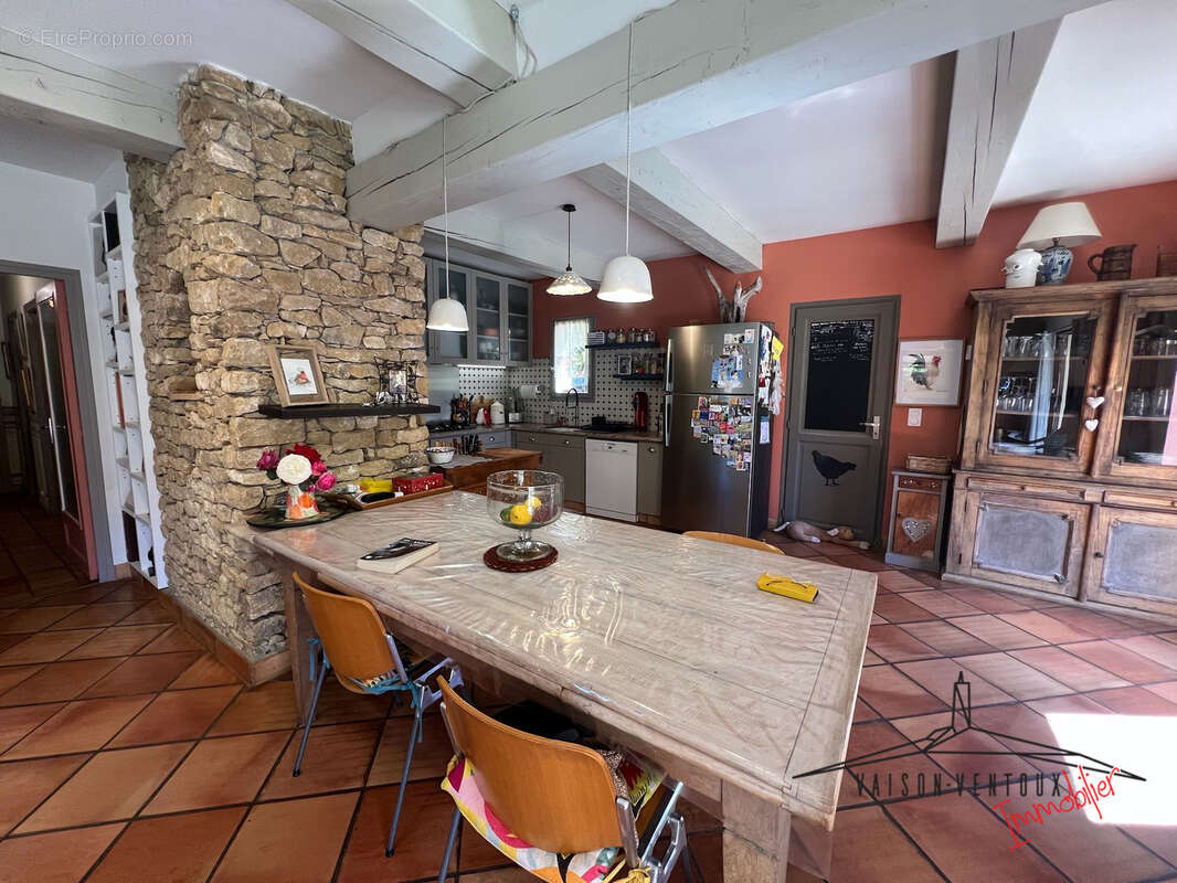 Maison à MIRABEL-AUX-BARONNIES