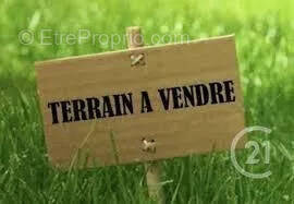 Terrain à L&#039;ECAILLE