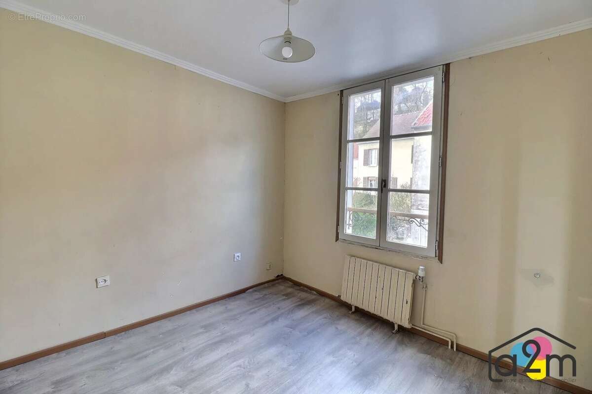 Maison à MONTATAIRE