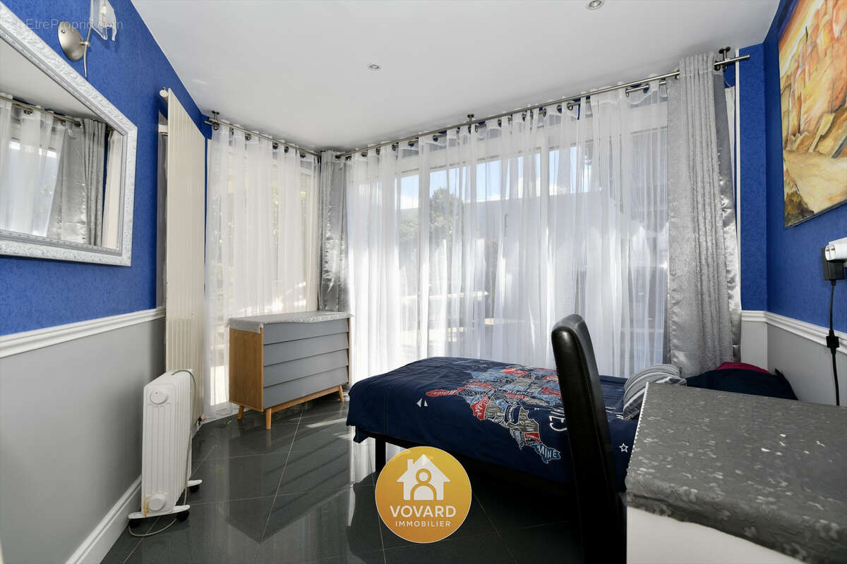 Ideal famille maison f7 de 200 m2 - photo 5
