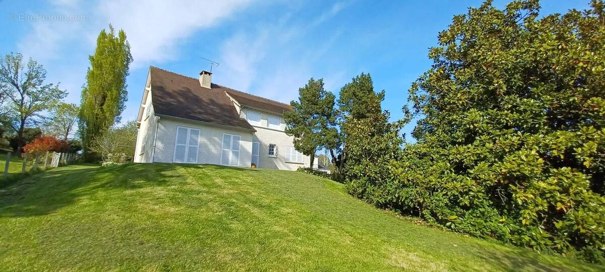 Maison à QUINCY-VOISINS