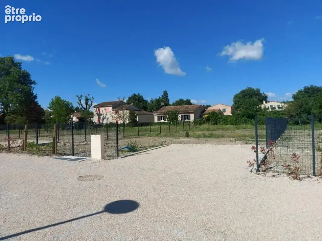 Terrain a batir de  484 m² piscinable et libre constructeur a orange - photo 5