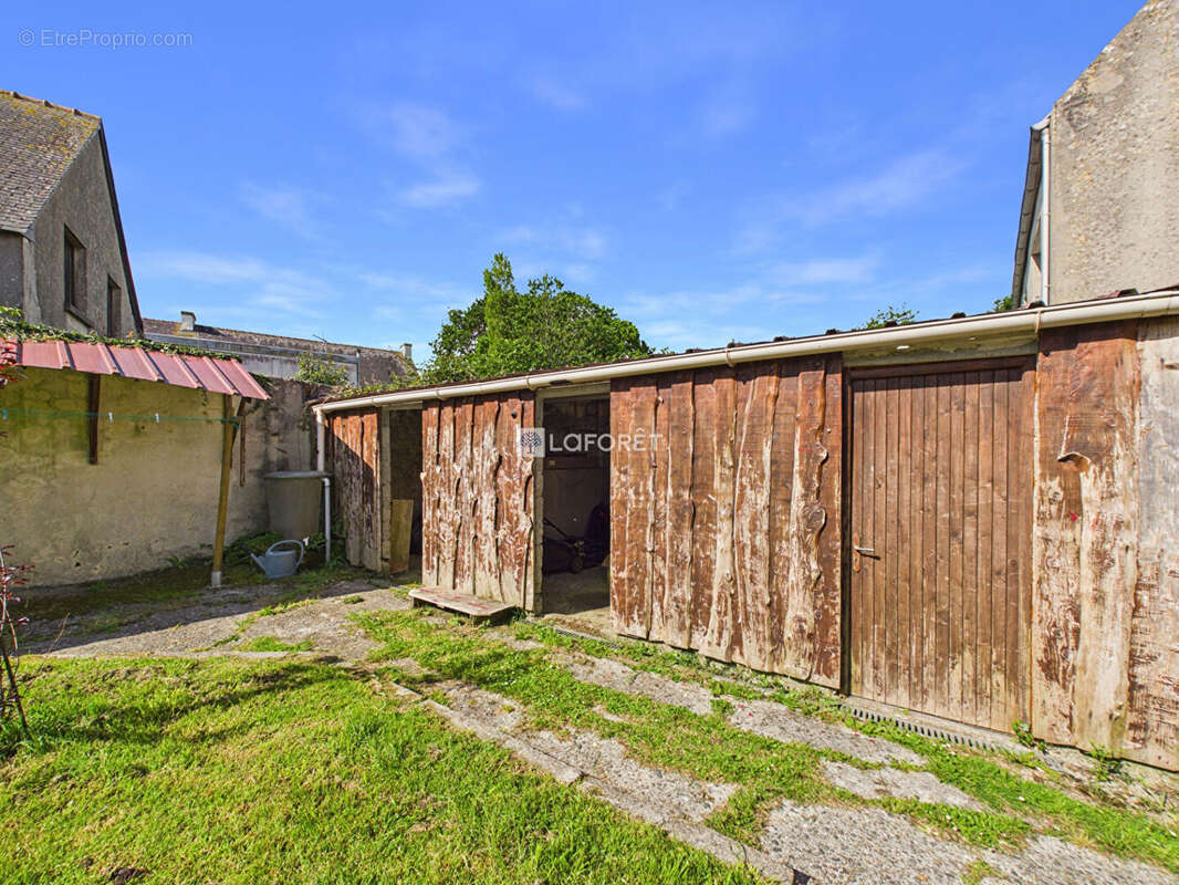 Maison à GUILER-SUR-GOYEN