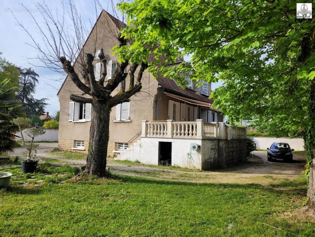 Maison à SENNECEY-LE-GRAND