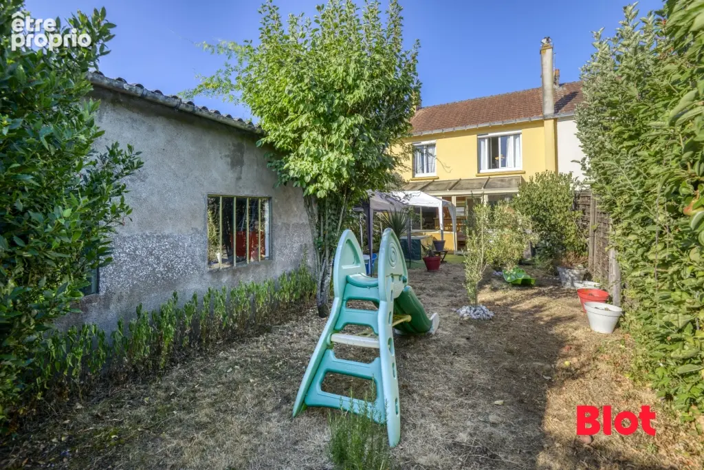 Maison 5 pièces 107 m² à vendre à Nantes (44000) - photo 9