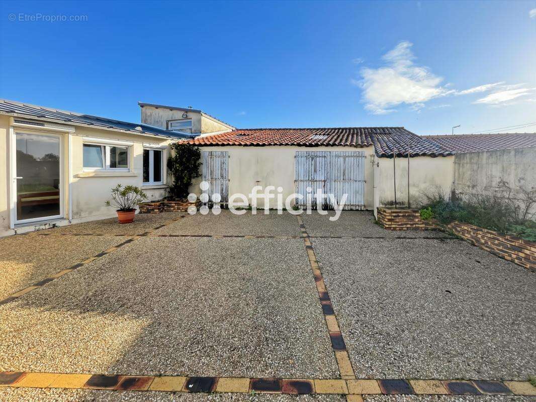 Maison à BREM-SUR-MER