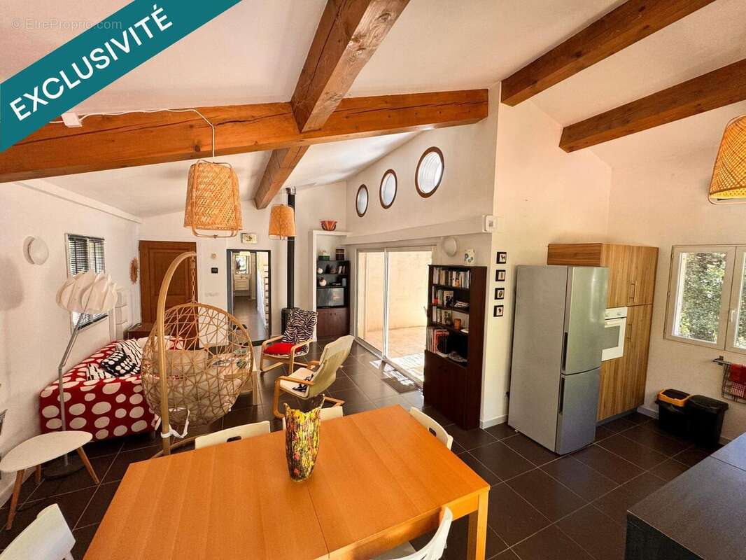 Photo 3 - Maison à SAINT-MAXIMIN-LA-SAINTE-BAUME