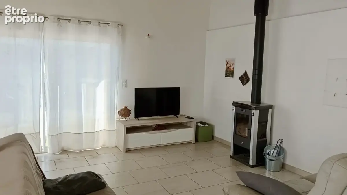Maison 5 pièces 275 m² à vendre à Saint-Pargoire (34230) - photo 2